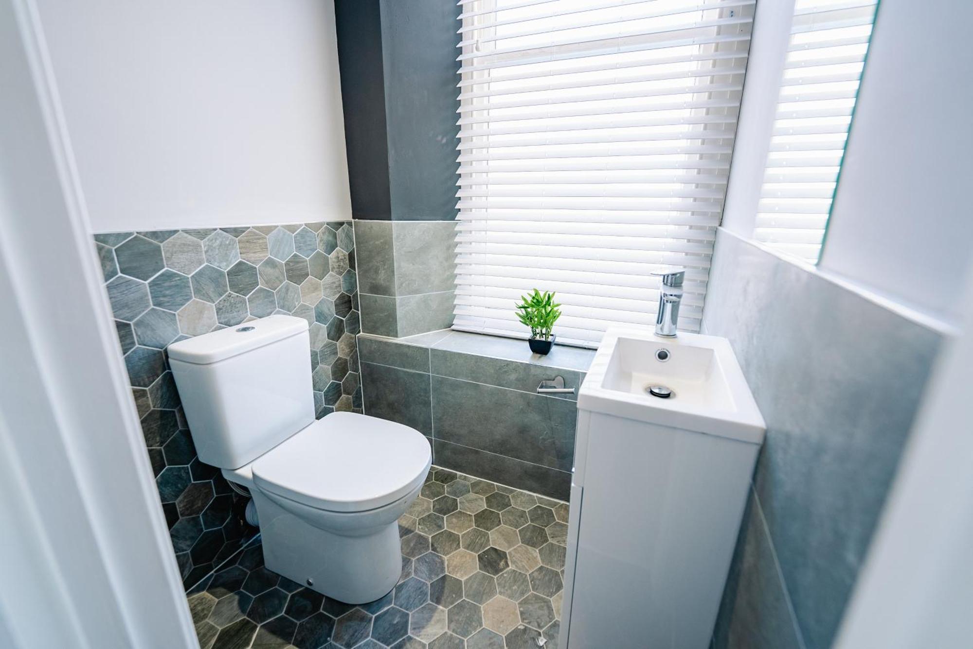 Luxury Spacious 2-Bed & High Ceiling Cardiff Exteriör bild